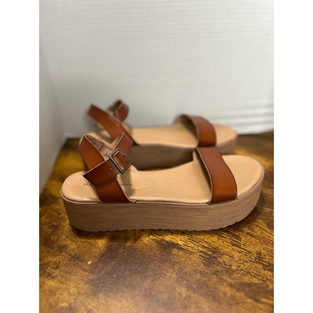 Rock & Candy by Zigi women sz 9 Tateum platform-wedge sandal 1014